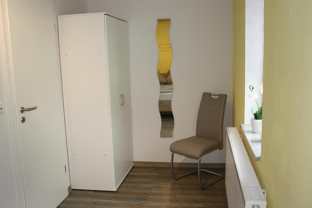 Gaestehaus Bachmann Dutenhofen Bagian luar foto